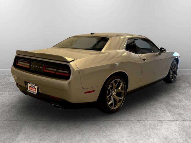 2015 Dodge Challenger SXT