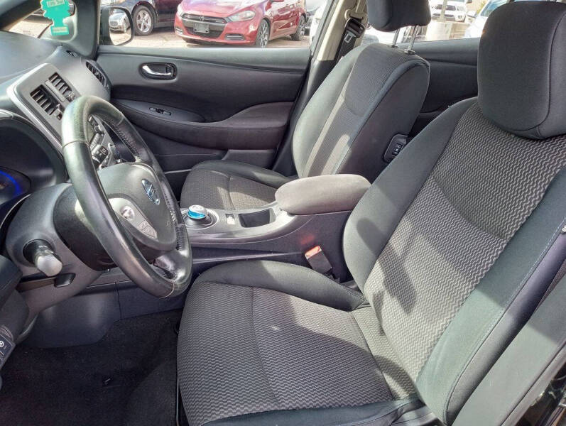 2013 Nissan LEAF S