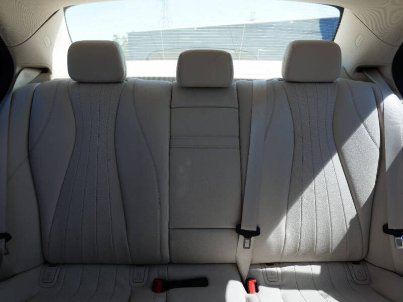 2019 Mercedes-Benz E-Class E 300