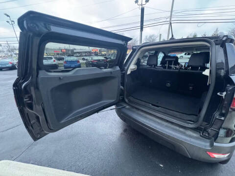 2020 Ford EcoSport SES