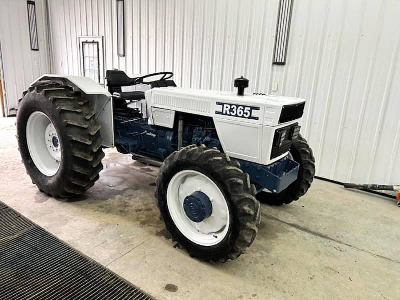 1972 Lamborghini DT365 2