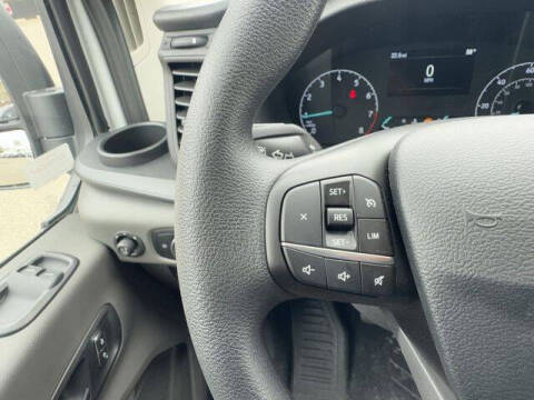 2025 Ford Transit 250