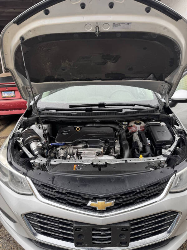 2018 Chevrolet Cruze LS Auto