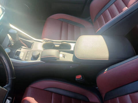 2017 Lexus NX 200t F SPORT