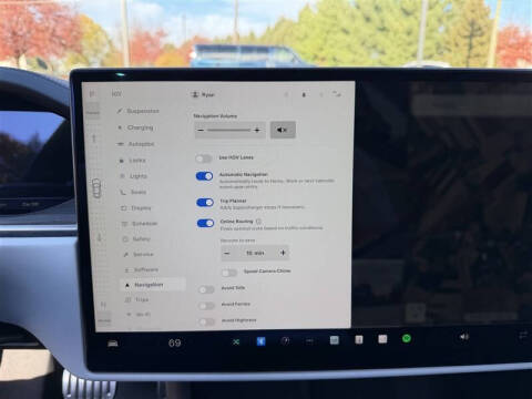 2021 Tesla Model S Plaid