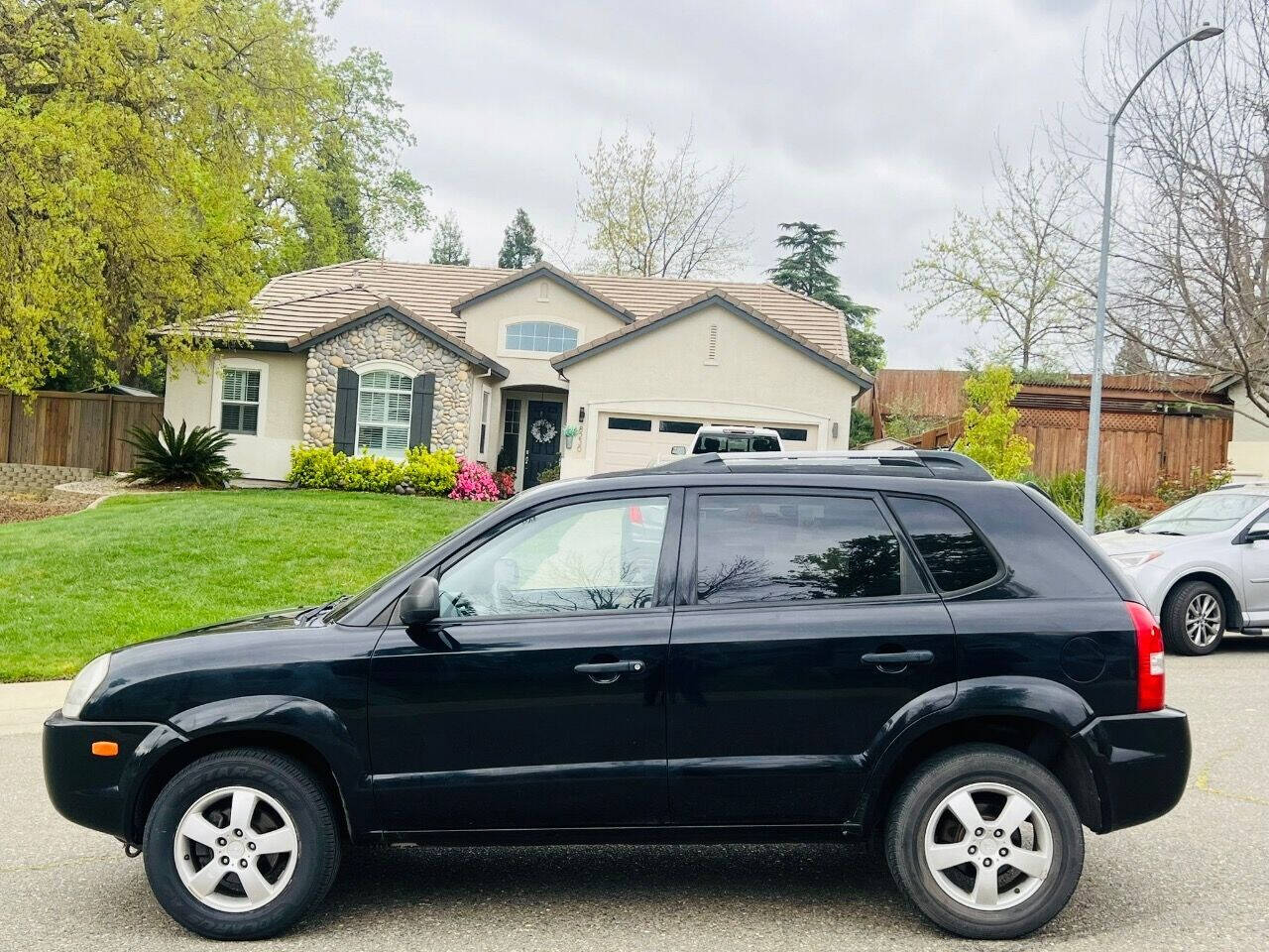 2007 Hyundai TUCSON for sale at Two Brothers Auto Sales LLC in Orangevale, CA