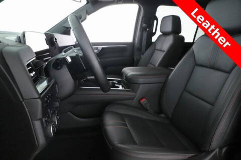 2025 Chevrolet Suburban RST