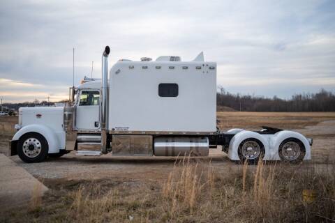 2007 Peterbilt 379 for sale at The TOY BOX in Poplar Bluff MO