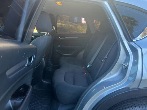 2017 Mazda CX-5 Sport