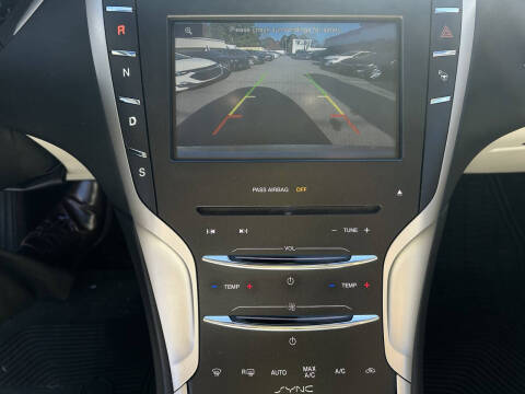 2015 Lincoln MKZ Black Label