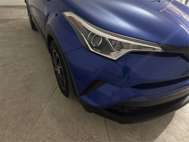 2019 Toyota C-HR XLE