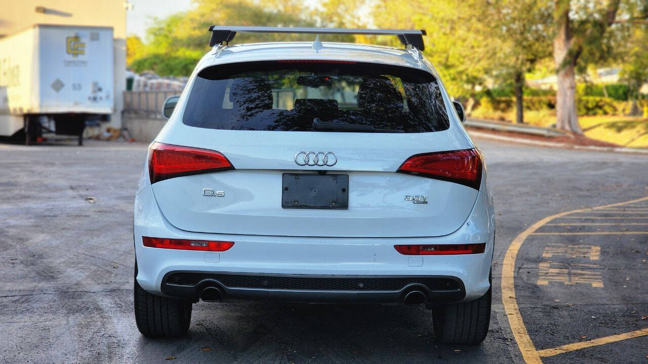 2014 Audi Q5  - $15,900