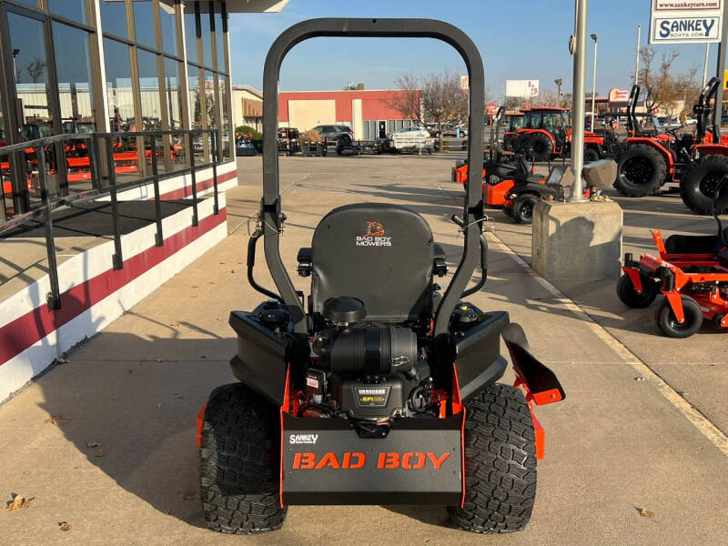 Bad Boy Maverick HD 60