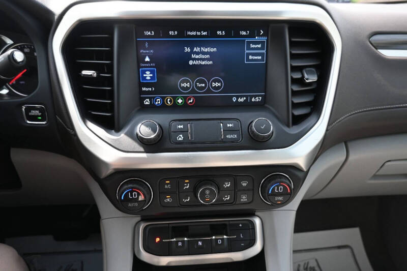 2020 GMC Acadia SLT