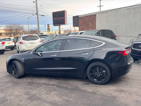 2019 Tesla Model 3 Standard Range Plus