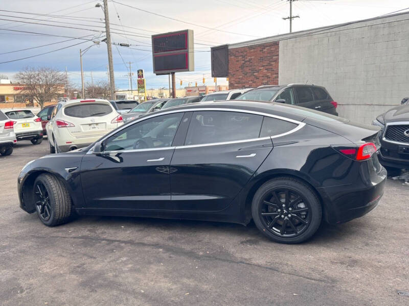 2019 Tesla Model 3 Standard Range Plus