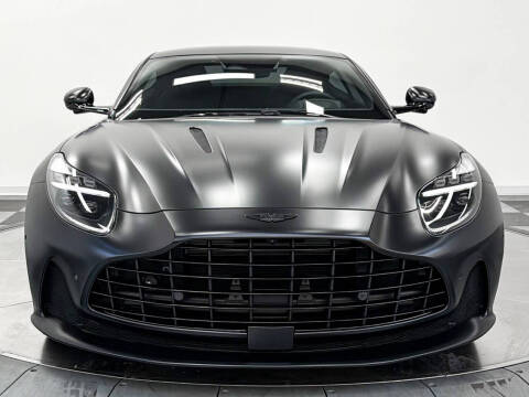 2025 Aston Martin DB12 V8