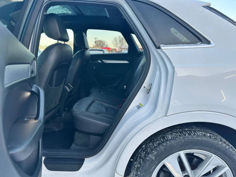 2016 Audi Q3 2.0T quattro Premium Plus