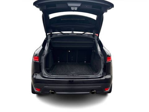 2018 Jaguar F-PACE 25t Prestige