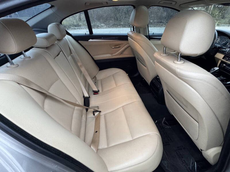 2016 BMW 5 Series 528i xDrive