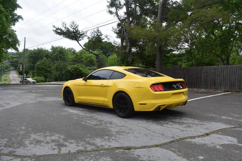 2015 Ford Mustang V6