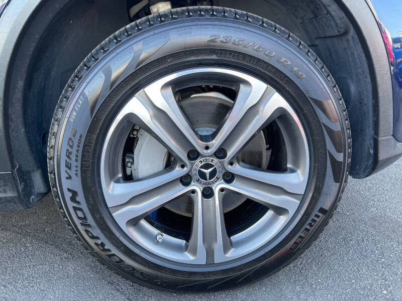 2019 Mercedes-Benz GLC GLC 300