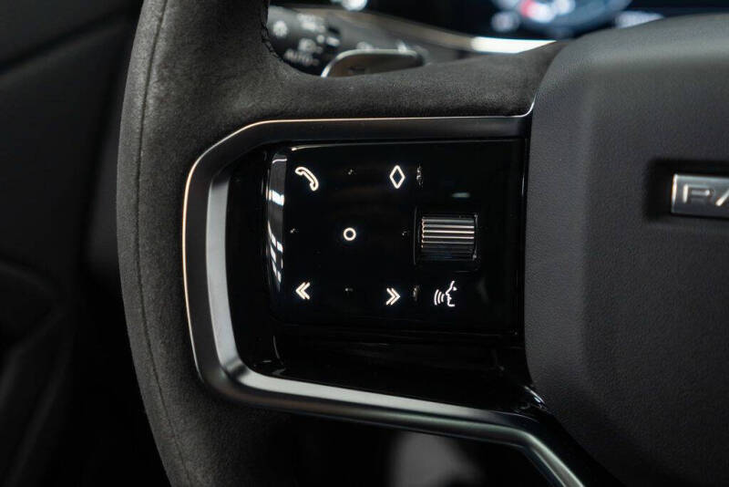 2023 Land Rover Range Rover Evoque P300 R-Dynamic HST