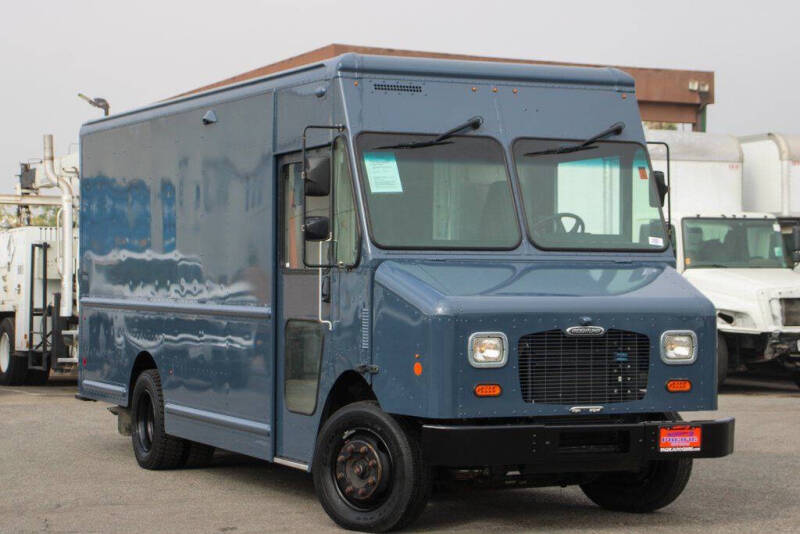 2020 Freightliner MT45 Chassis