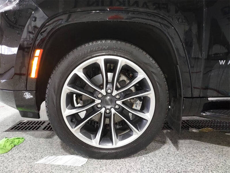 2023 Jeep Wagoneer Series II