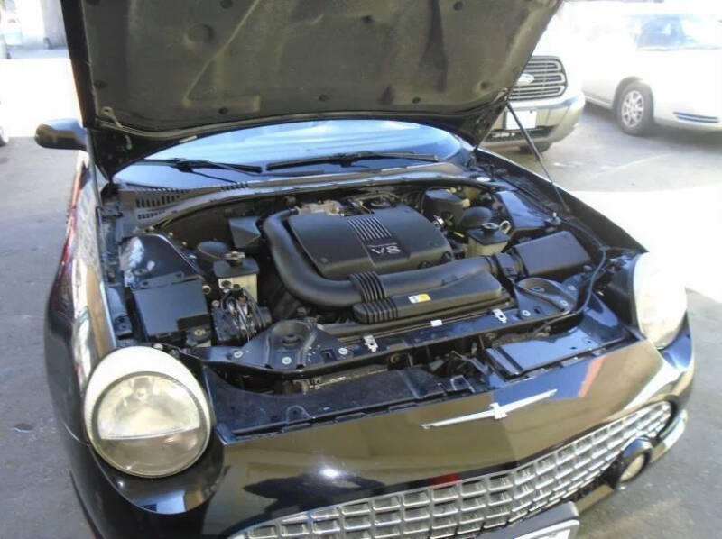 2002 Ford Thunderbird Deluxe