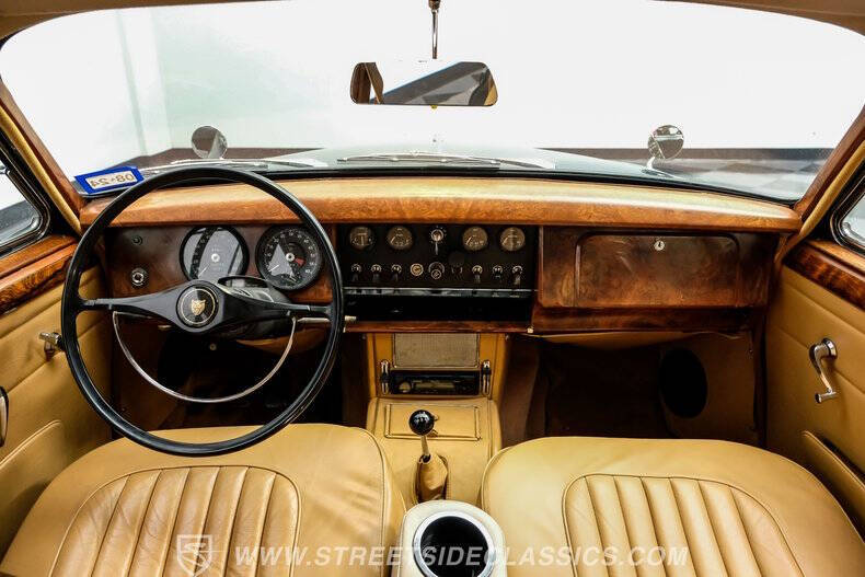 1961 Jaguar Mark II