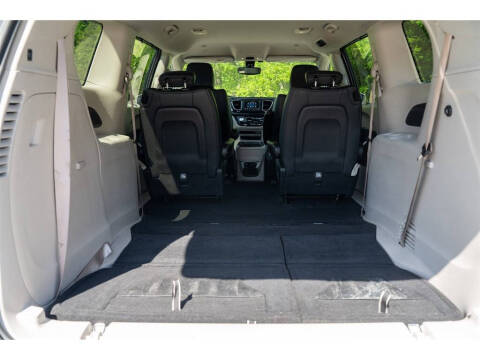 2020 Chrysler Pacifica Touring L