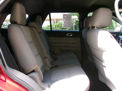2015 Ford Explorer