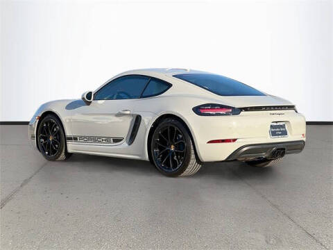2025 Porsche 718 Cayman Style Edition