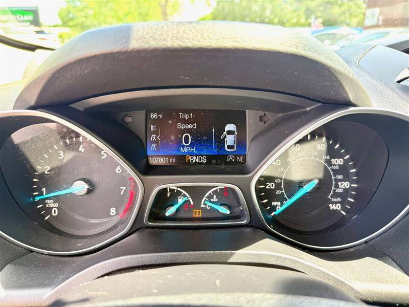 2017 Ford Escape SE