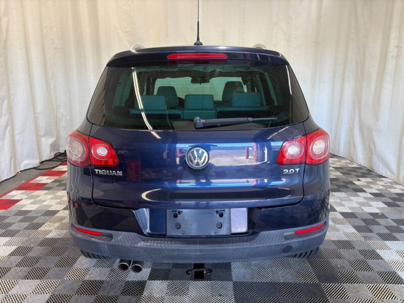 2011 Volkswagen Tiguan S