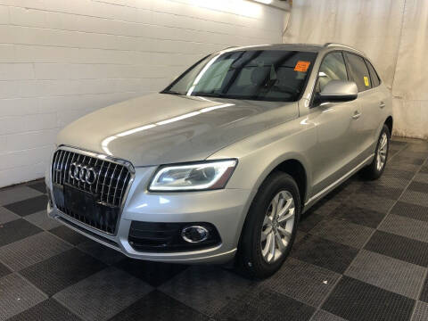 2013 Audi Q5 for sale at Auto Works Inc in Rockford IL