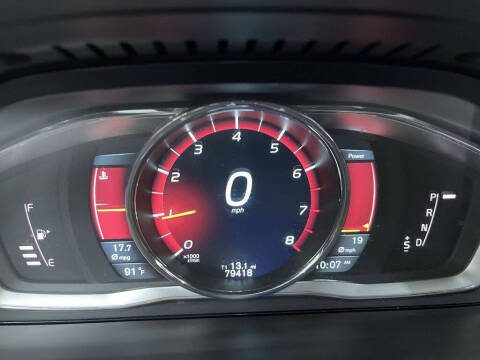 2015 Volvo XC60 T5 Drive-E Premier