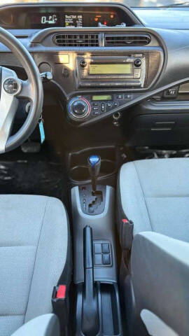 2014 Toyota Prius c Two