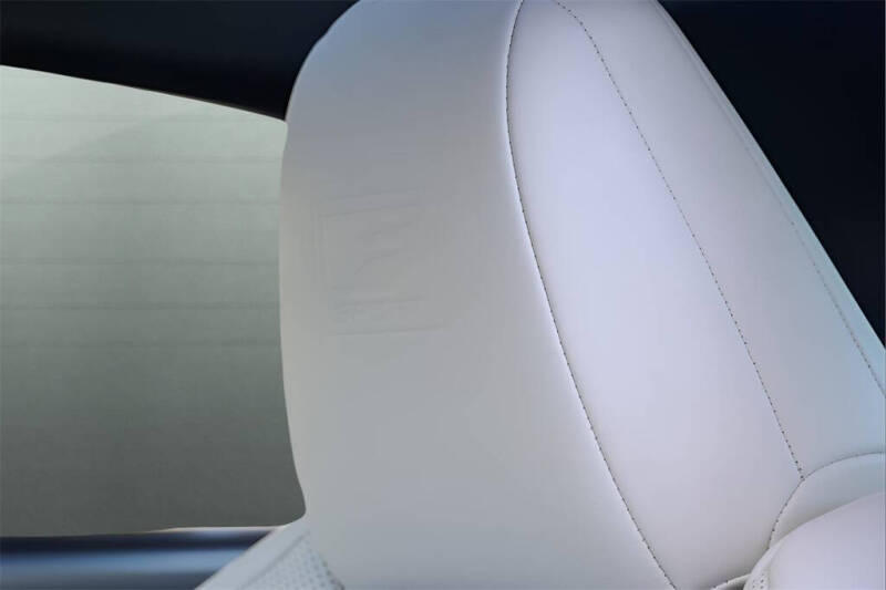 2025 Lexus ES 350 F SPORT Handling