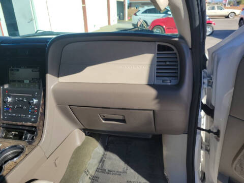 2016 Lincoln Navigator Select