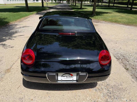 2002 Ford Thunderbird Deluxe
