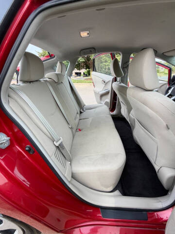 2013 Toyota Prius Three