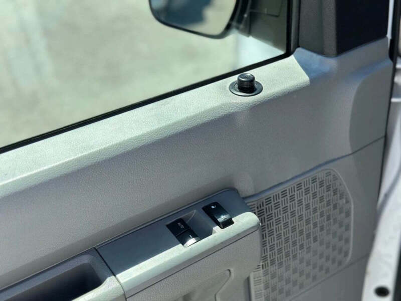 2013 Ford E-Series E-150