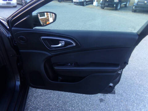 2015 Chrysler 200 Limited