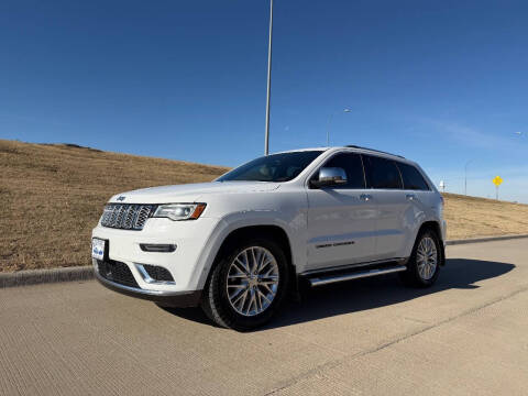 2017 Jeep Grand Cherokee Summit