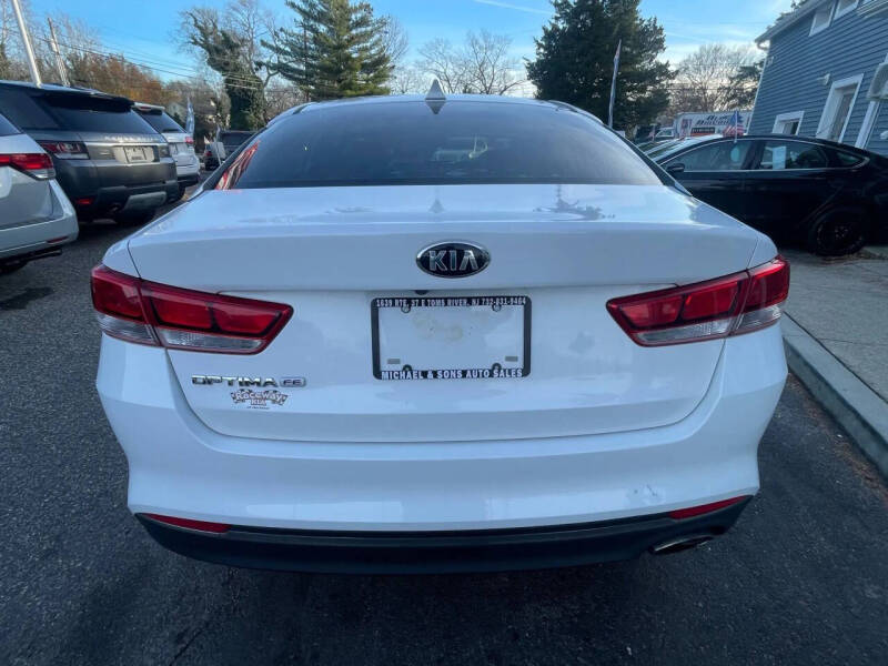 2016 Kia Optima LX