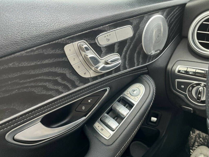 2016 Mercedes-Benz C-Class