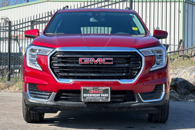 2023 GMC Terrain SLE