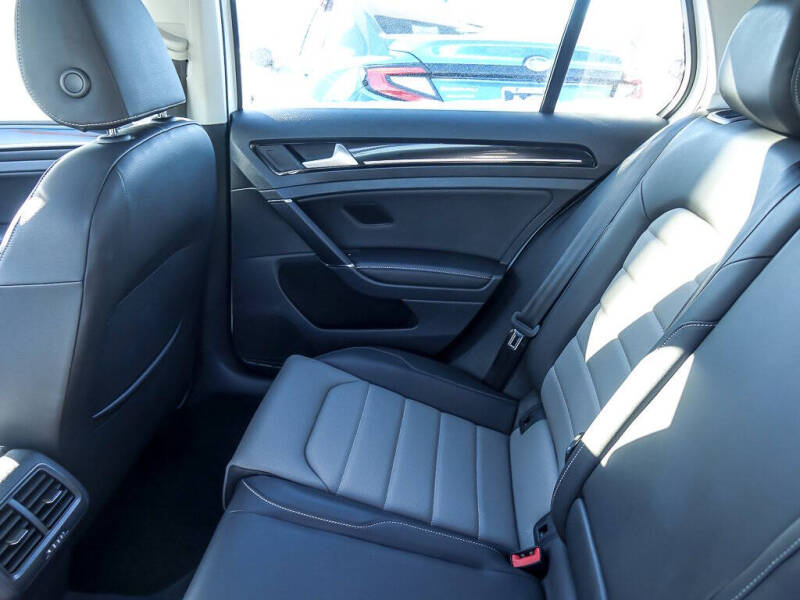 2015 Volkswagen Golf